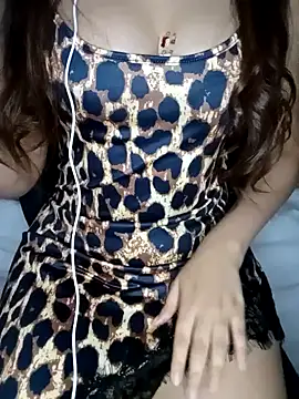 Snapshot of Patrona-fifi chatting on February 13, 11:37 pm Patrona-fifi online show from February 13, 11:37 pm