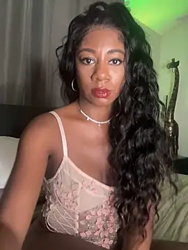 Snapshot of longislandprincess chatting on September 20, 4:46 am longislandprincess online show from September 20, 4:46 am