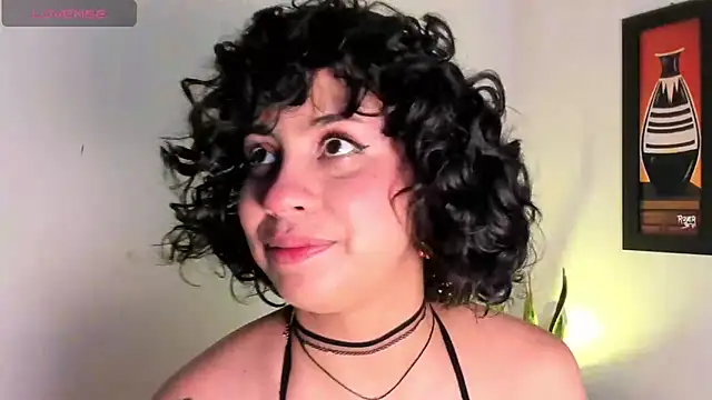 adriannyp 1 online show from April 22, 11:56 am