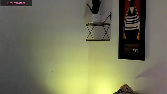 adriannyp 1 online show from July 9, 7:34 am
