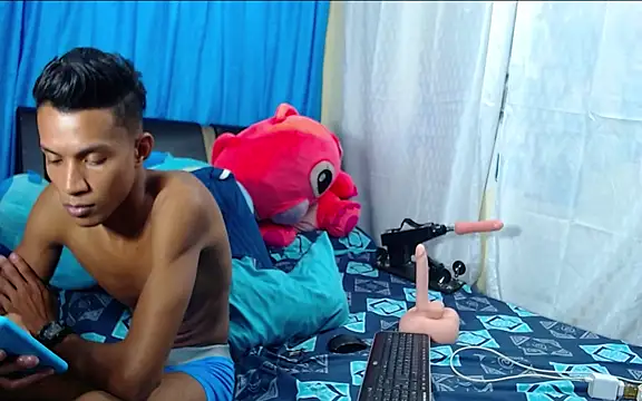 Snapshot of Ryan_Vergon chatting on January 17, 3:01 am Ryan Vergon online show from January 17, 3:01 am