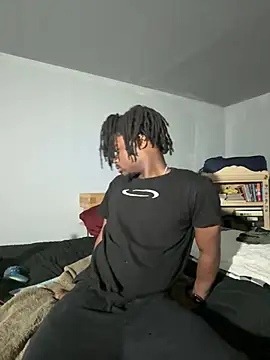 Snapshot of SluttyLyfe4L chatting on January 10, 2:57 am SluttyLyfe4L online show from January 10, 2:57 am