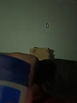 Snapshot of SluttyLyfe4L chatting on January 10, 3:03 pm SluttyLyfe4L online show from January 10, 3:03 pm