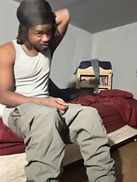 Snapshot of SluttyLyfe4L chatting on January 11, 6:51 am SluttyLyfe4L online show from January 11, 6:51 am