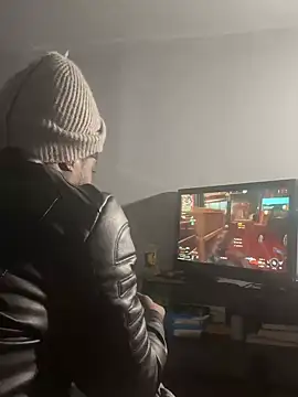 Snapshot of SluttyLyfe4L chatting on January 31, 7:11 pm SluttyLyfe4L online show from January 31, 7:11 pm