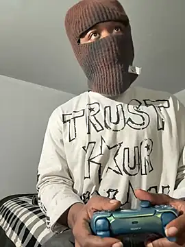 SluttyLyfe4L online show from March 27, 5:56 pm