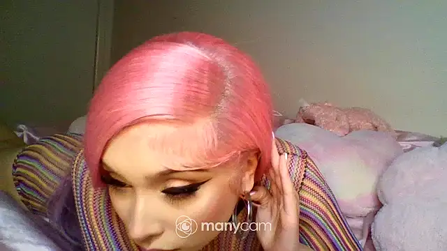 Snapshot of bambibarbi chatting on June 17, 6:49 am bambibarbi online show from June 17, 6:49 am