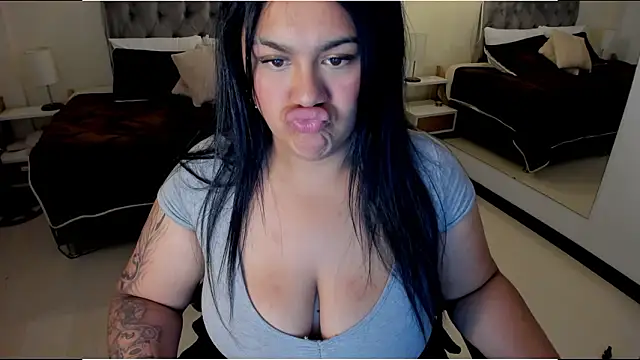 Snapshot of _Dulcinea_1 chatting on January 16, 3:05 pm Dulcinea 1 online show from January 16, 3:05 pm