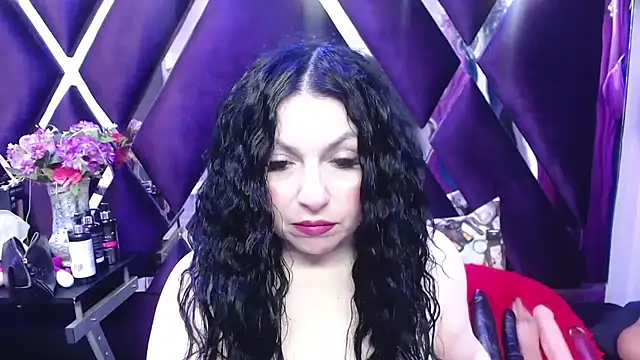 Luciana Ass online show from November 11, 7:25 pm