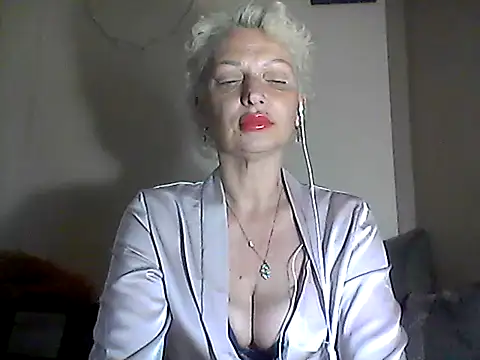 MaryJane441 online show from May 23, 8:24 pm