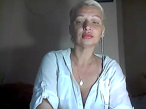 Snapshot of MaryJane441 chatting on July 11, 9:56 am MaryJane441 online show from July 11, 9:56 am