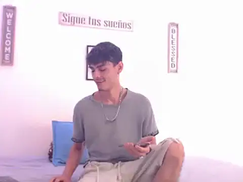 harrytomson 1 online show from December 29, 7:00 pm