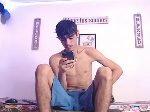 harrytomson 1 online show from January 28, 1:08 am