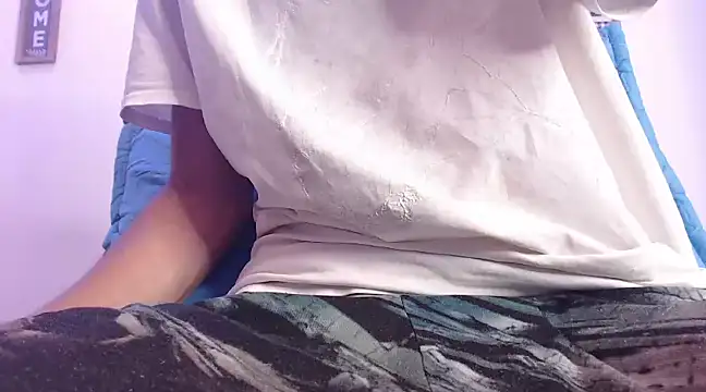 harrytomson 1 online show from February 15, 8:22 am