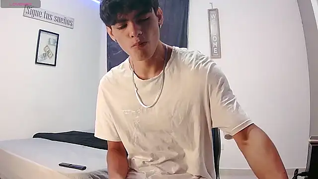 harrytomson 1 online show from October 3, 11:51 am