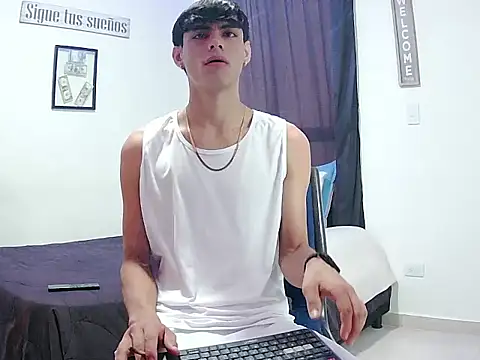 harrytomson 1 online show from November 30, 1:48 pm