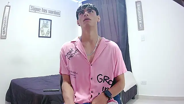 harrytomson 1 online show from December 15, 1:04 pm