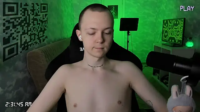 Snapshot of charonbaby1 chatting on December 16, 11:32 pm charonbaby1 online show from December 16, 11:32 pm