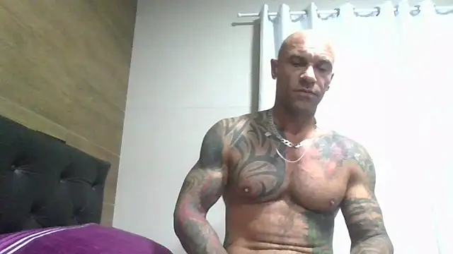 Arc8njoblack online show from April 27, 1:03 am