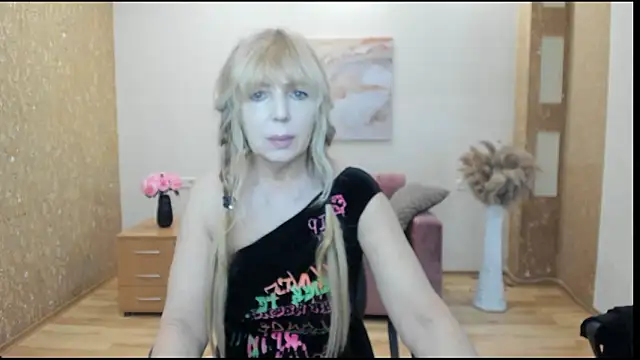 Anna Diax online show from March 6, 12:45 pm