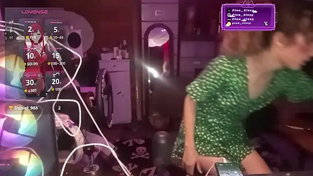 piou-sissy online show from October 14, 7:58 pm