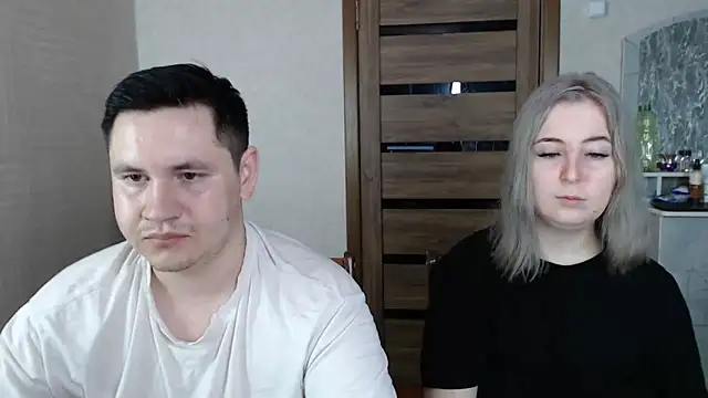 Kristy-Max online show from February 22, 4:40 am