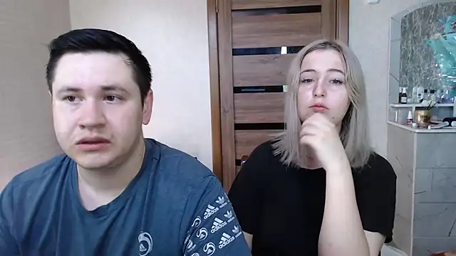 Kristy-Max online show from March 18, 5:09 am