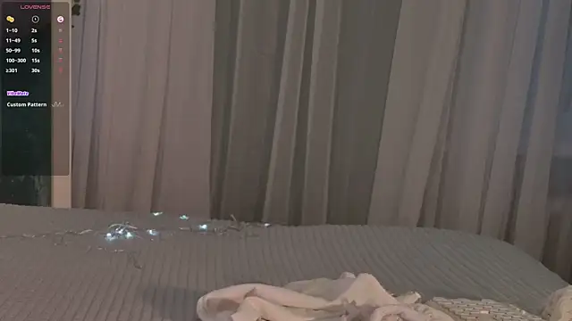 SunnyRisha online show from October 26, 5:24 am