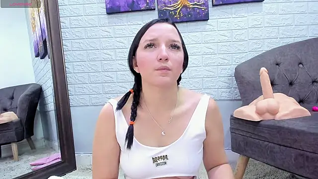  EmilyJireh  online show from December 5, 5:09 pm