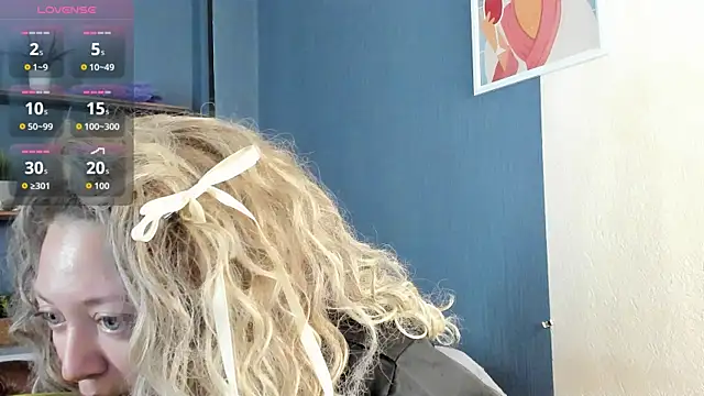 JesiaFoxi online show from May 9, 12:32 pm