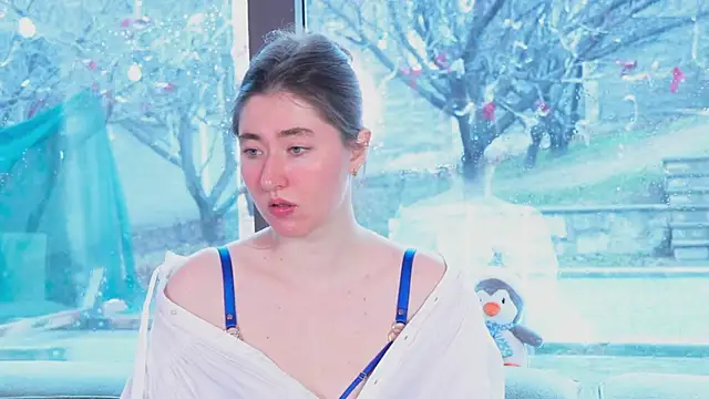 Snapshot of GentleSparkMay chatting on February 9, 9:47 am GentleSparkMay online show from February 9, 9:47 am