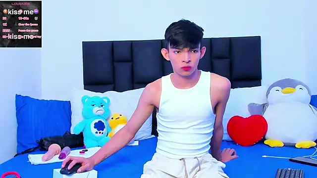 Tonny twink  online show from March 9, 9:57 am