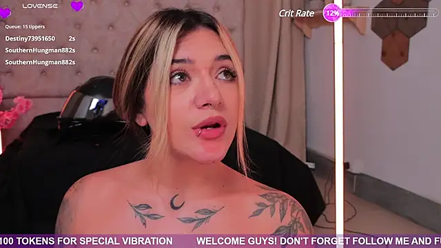 ashleyvalirya online show from January 22, 9:57 am