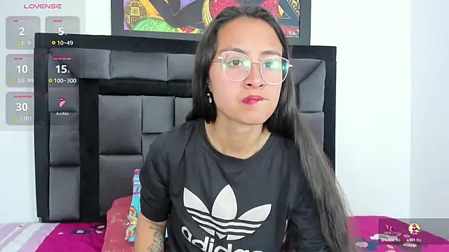 tatiana valencia online show from March 10, 3:41 pm