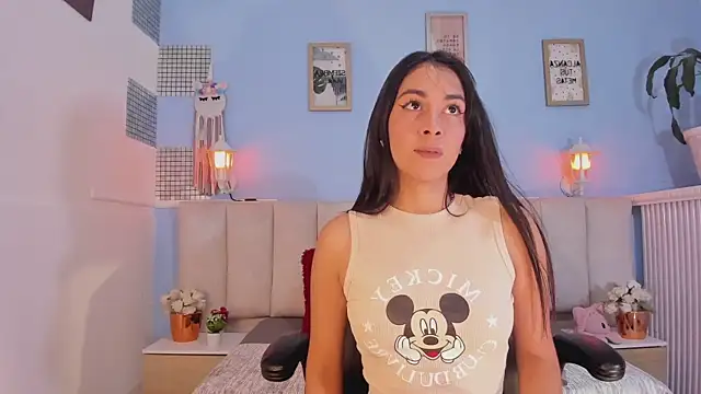 lyzzi smith01 online show from December 11, 7:36 pm