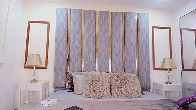 lyzzi smith01 online show from March 11, 1:48 am