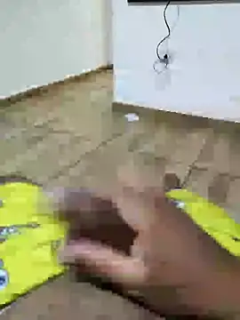 Snapshot of roladuraPr chatting on January 7, 3:14 am roladuraPr online show from January 7, 3:14 am