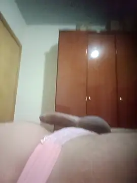 Snapshot of roladuraPr chatting on March 1, 10:55 am roladuraPr online show from March 1, 10:55 am