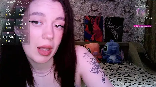 Snapshot of AlexandrinaLii chatting on October 29, 6:59 am AlexandrinaLii online show from October 29, 6:59 am