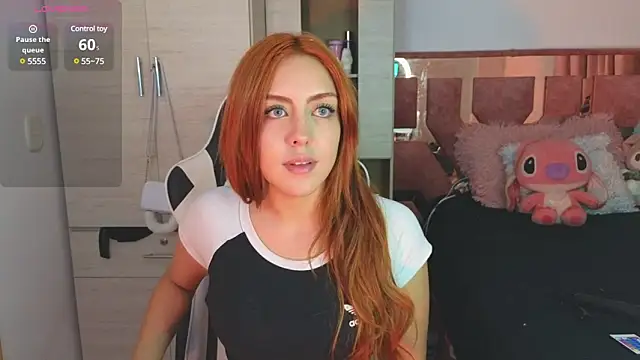 Snapshot of Angel_lusst chatting on February 1, 8:39 am Angel lusst online show from February 1, 8:39 am