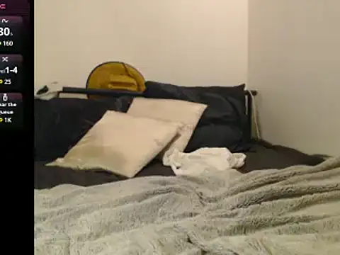 InfamousBabyy  online show from December 12, 2:00 pm