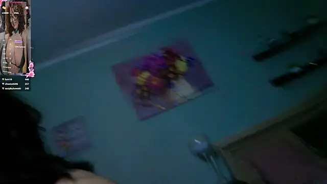 Snapshot of KairaFantasyy chatting on December 5, 5:17 pm KairaFantasyy online show from December 5, 5:17 pm