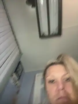 hotNReady6969 online show from November 26, 8:04 am