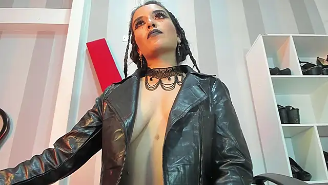 MeliizaQueen online show from February 8, 12:06 am