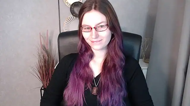 emmaxDelight online show from January 6, 6:36 am