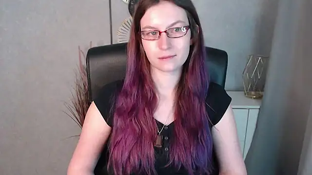 emmaxDelight online show from January 13, 6:38 am