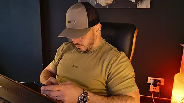 AngeloEric online show from February 12, 11:05 am