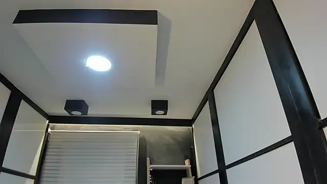 lilithTeen1  online show from February 14, 11:31 pm