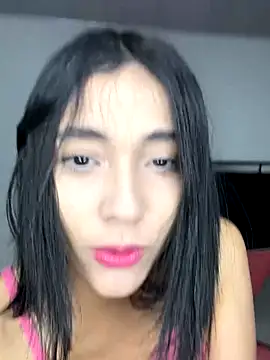 lilithTeen1  online show from November 3, 7:48 pm