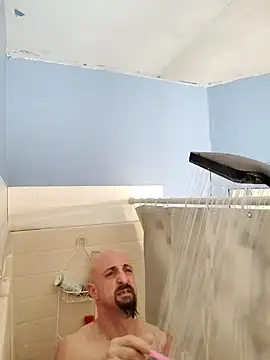 Snapshot of armdy371 chatting on January 20, 4:23 pm armdy371 online show from January 20, 4:23 pm